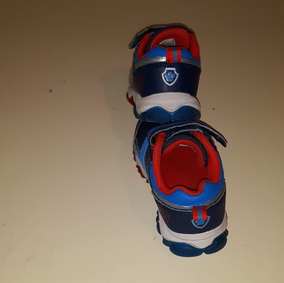 Paw Patrol size 7 - Picture 4 of 5